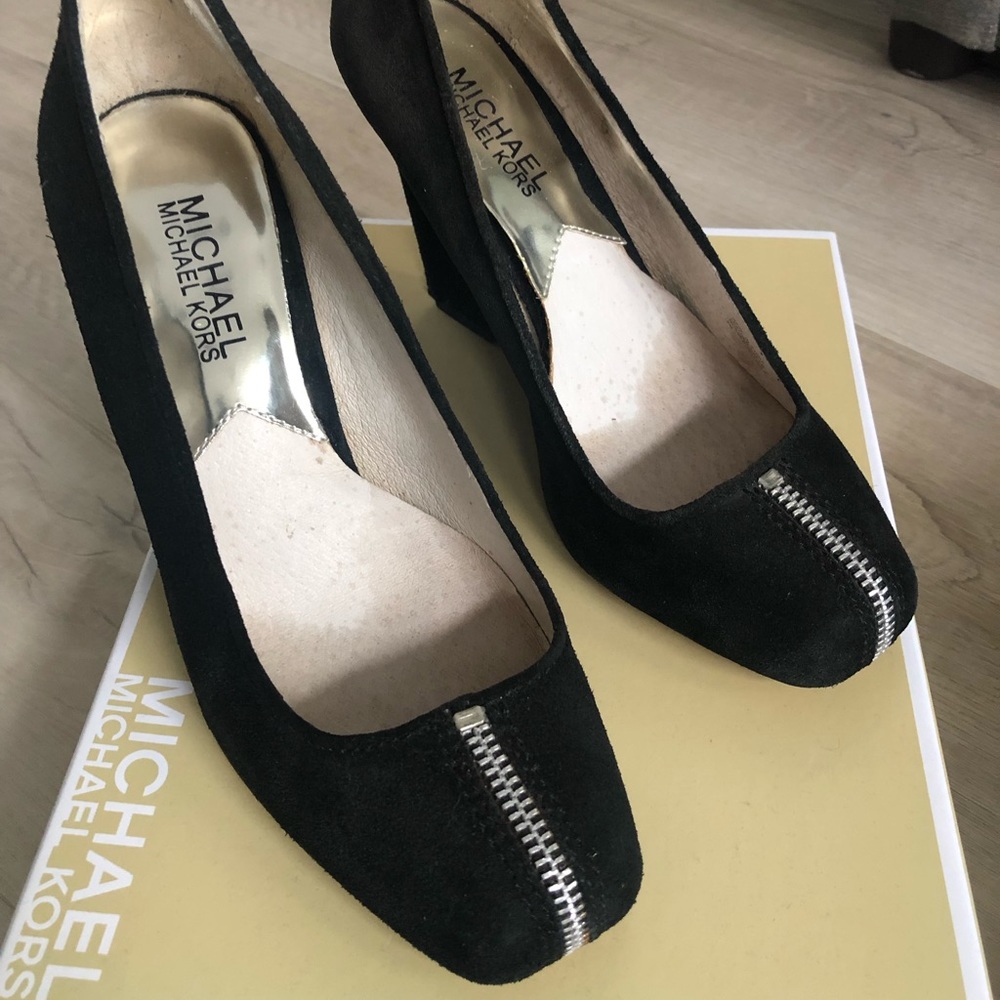 MICHAEL Michael Kors Black Wedges